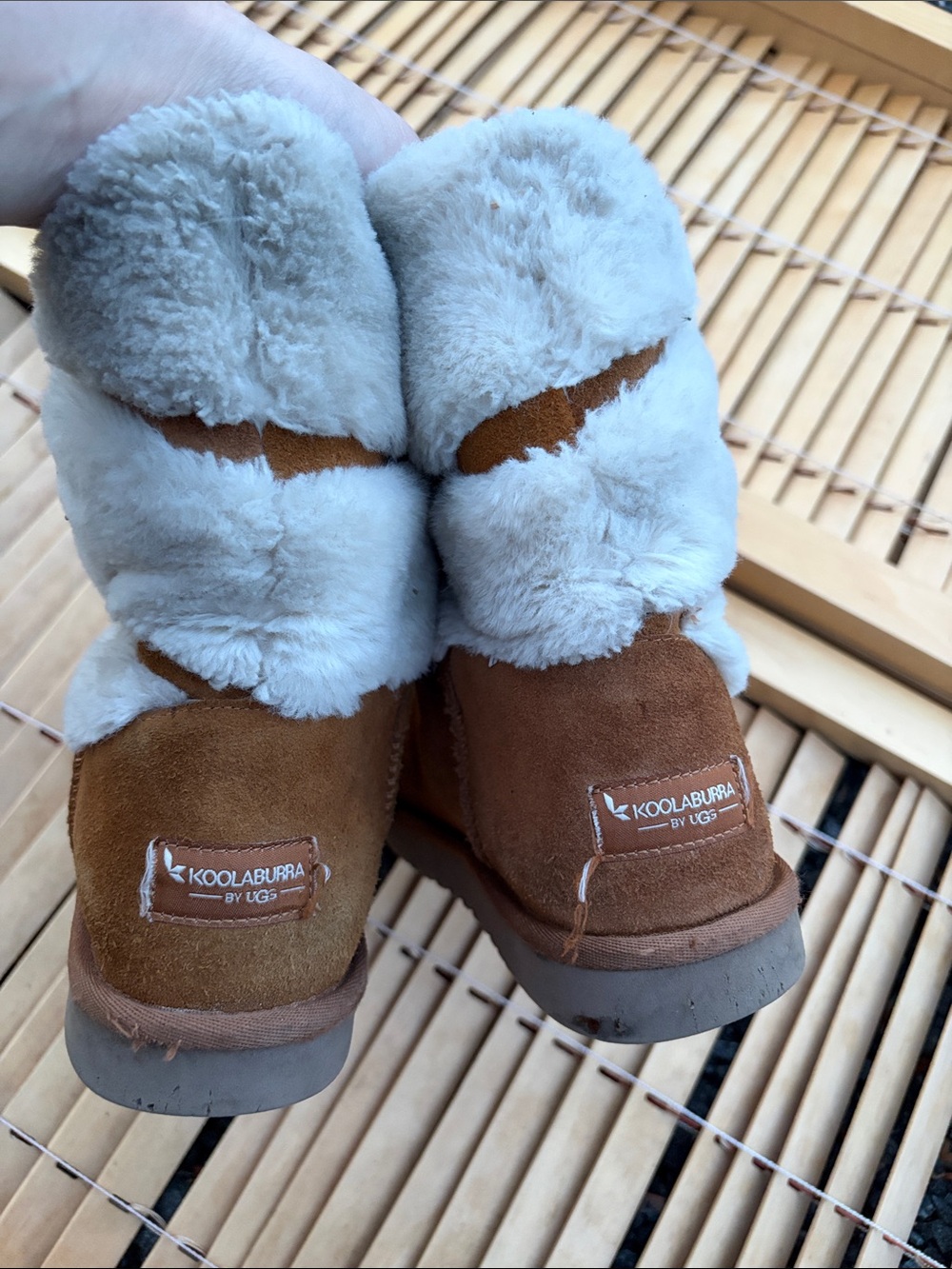 Koolaburra Chestnut Suede Cozy Fold-Over Booties with Cream Fur